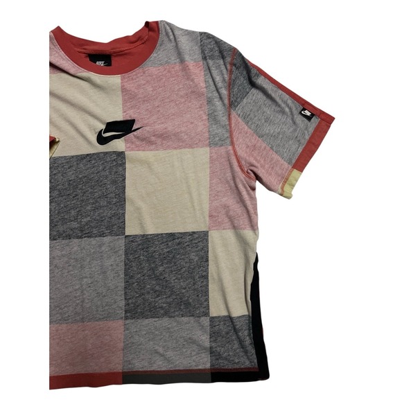 Nike Unusual By‎ Design Patchwork Short Sleeve Loose Fit Shirt Medium CJ5073-631 - Picture 9 of 10